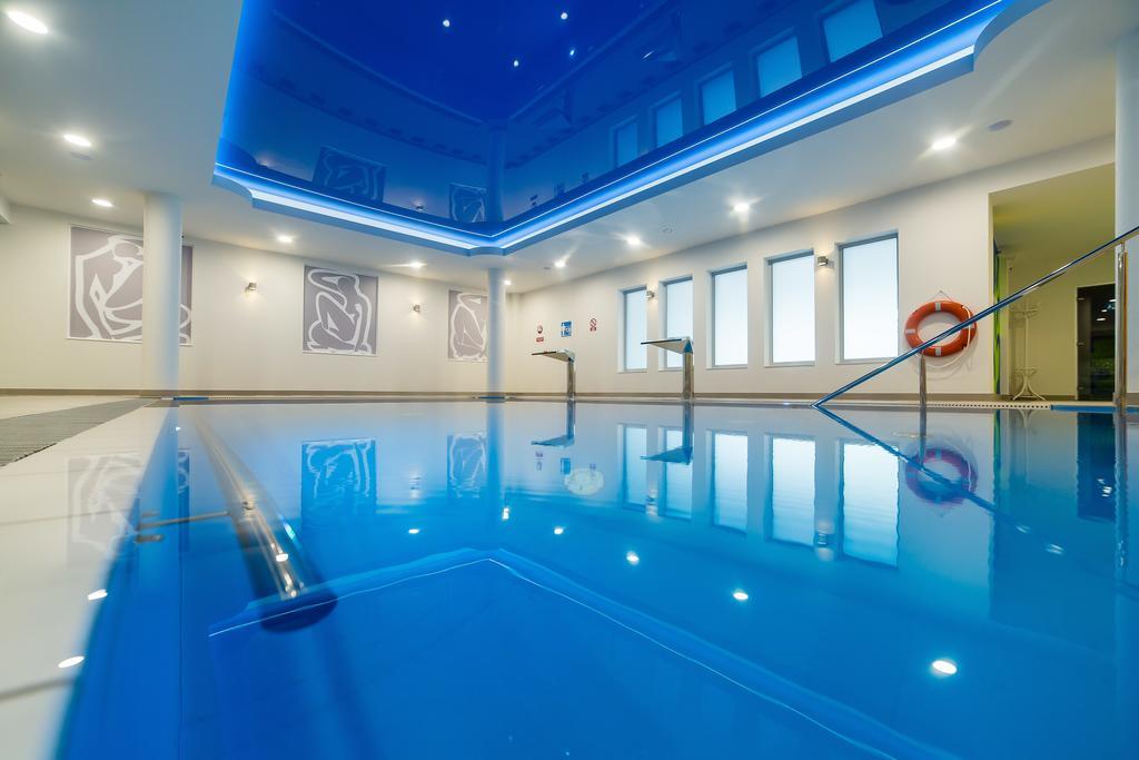 Hotel New Skanpol 코워브제크 외부 사진