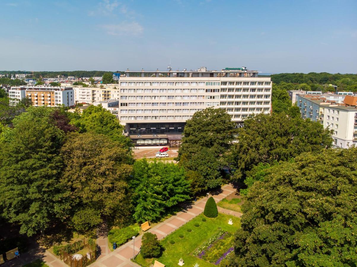 Hotel New Skanpol 코워브제크 외부 사진