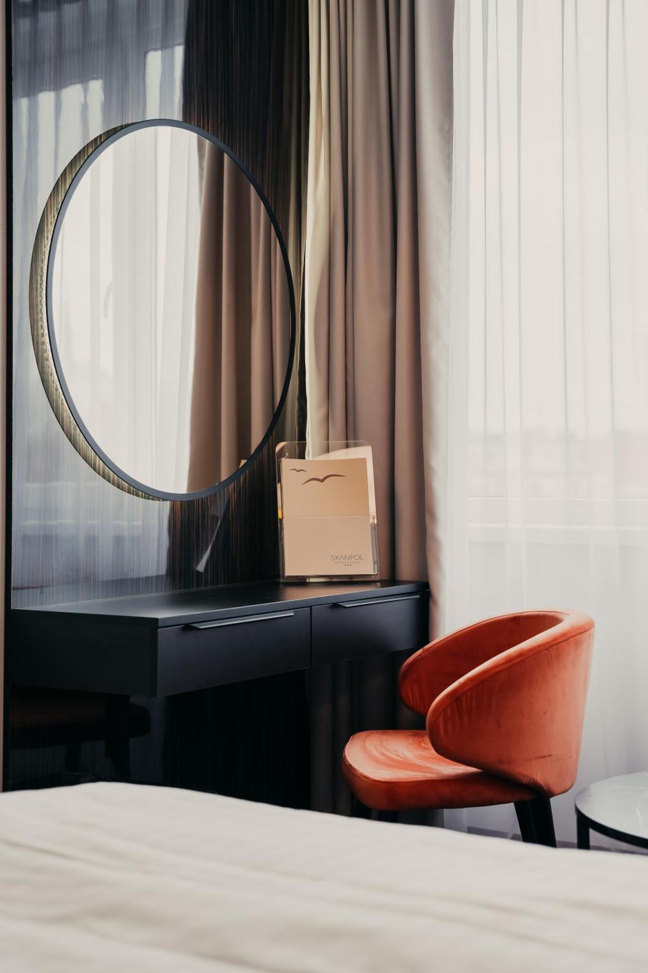 Hotel New Skanpol 코워브제크 외부 사진