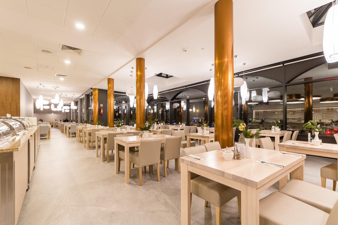 Hotel New Skanpol 코워브제크 외부 사진