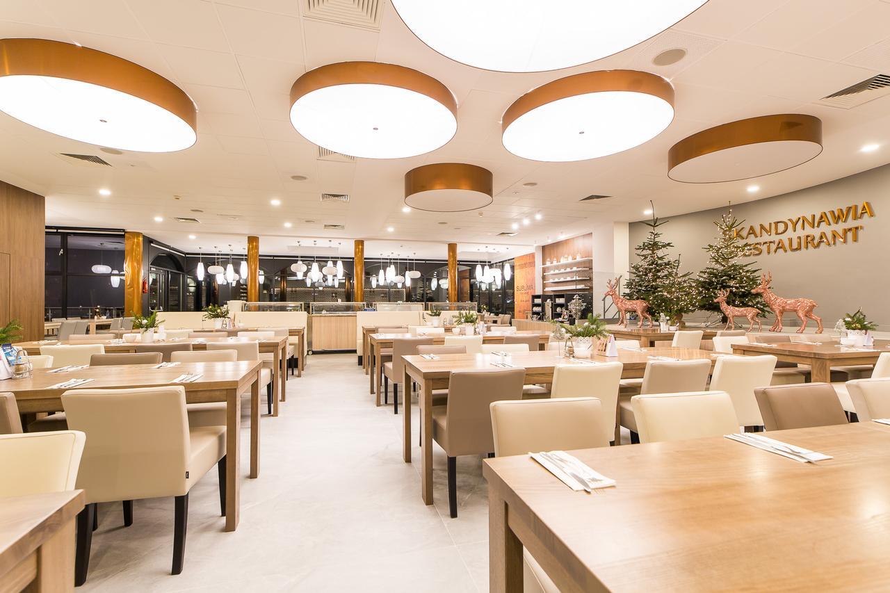 Hotel New Skanpol 코워브제크 외부 사진